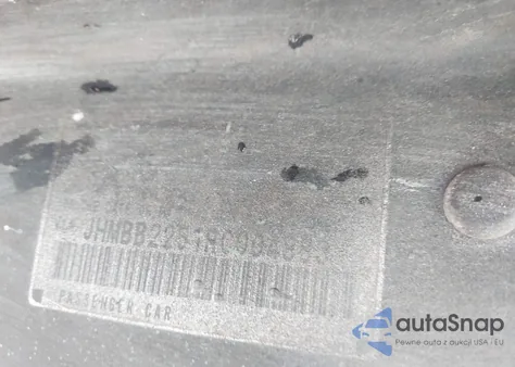 1996 Honda Prelude S from USA, damaged, VIN JHMBA8247TC002205